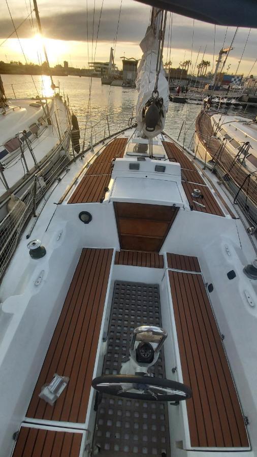 Hotel Velero En Puerto De Valencia - E&M Boats Exteriér fotografie