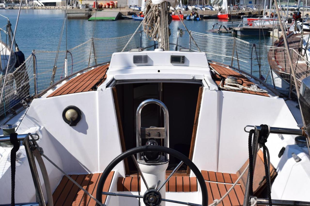 Hotel Velero En Puerto De Valencia - E&M Boats Exteriér fotografie